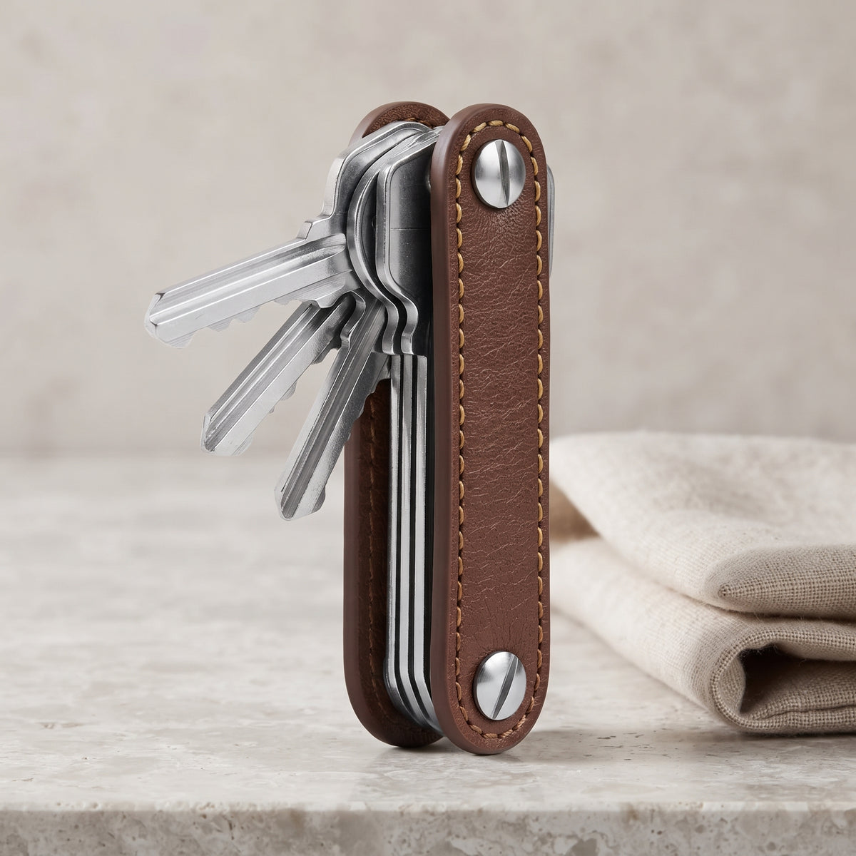Men's Compact Stacked Key Organizer lifestyle photo