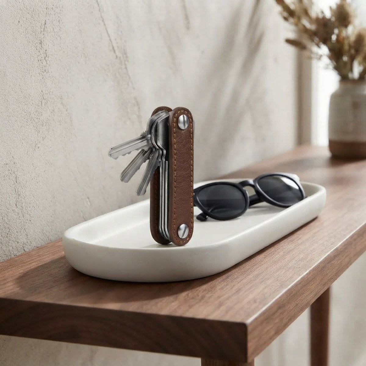 Men's Compact Stacked Key Organizer lifestyle photo