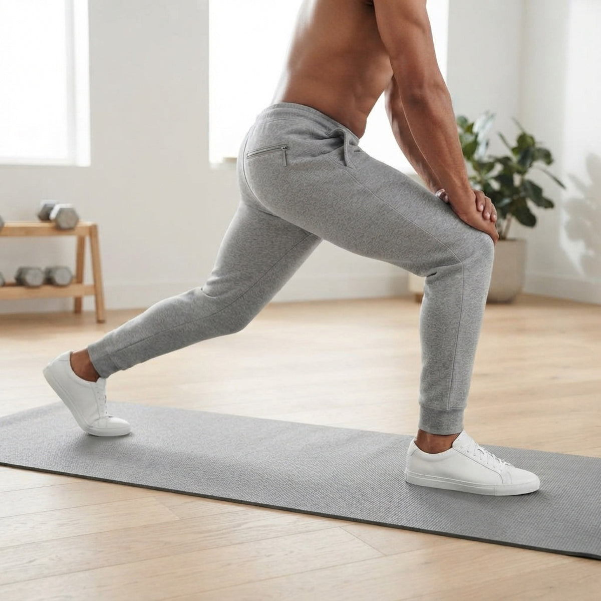Men's Tapered Fleece Joggers lifestyle photo